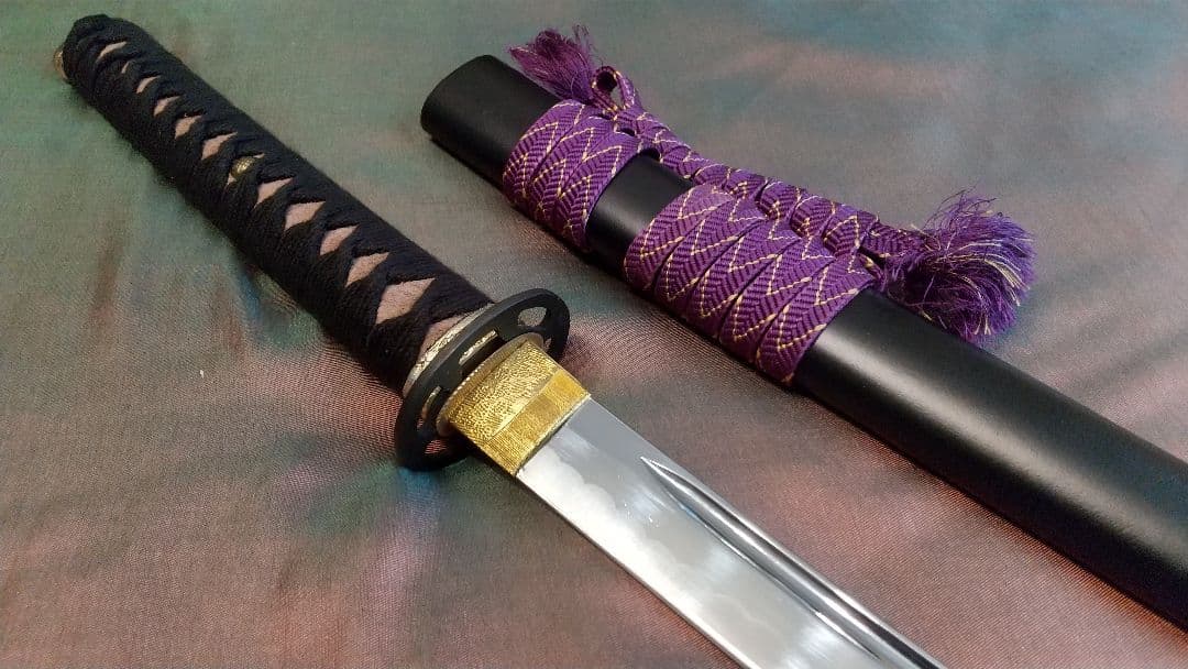 【二尺四寸二分】 居合刀 樋入り 長刀 透かし鍔 模造刀 武具 拵え 日本刀