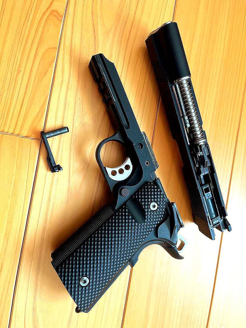ジャンク品　東京マルイmeuピストルベース　ガスブローバックハンドガン