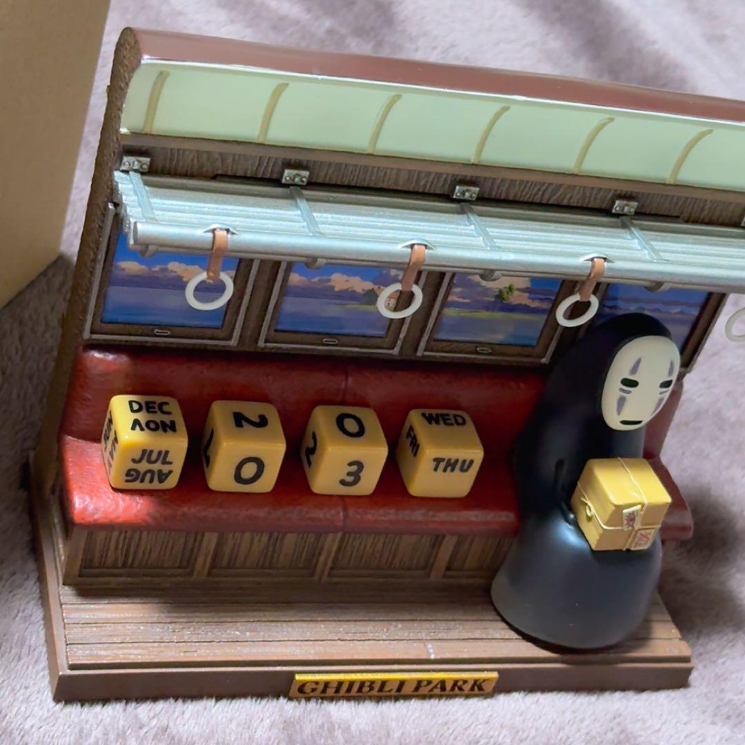 注意有 ジブリパーク限定 千と千尋の神隠し 万年カレンダー カオナシ