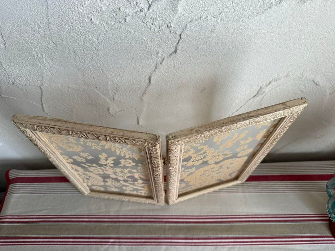 フランスアンティーク二つ折りフレーム レース花柄