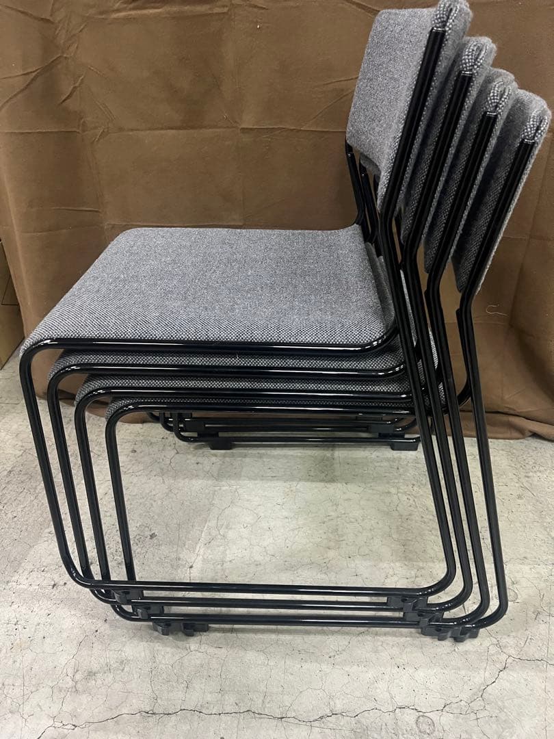 【4脚セット】　SEIARROWS スタッキングチェア　多目的チェア