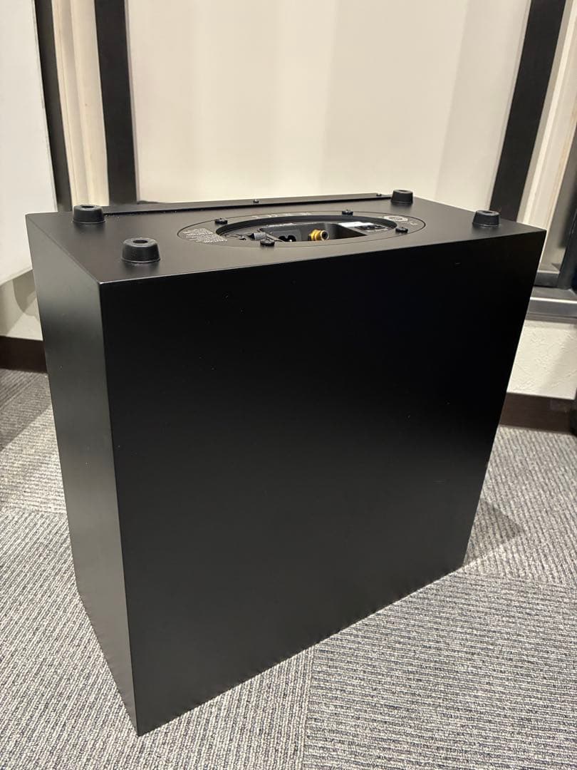 KEF T2 サブウーファー ほぼ未使用品（10分だけ音出し確認済み）