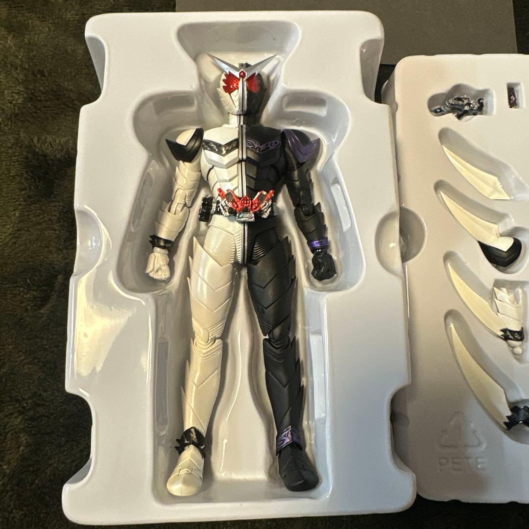 真骨彫 SHフィギュアーツ 仮面ライダーW ファングジョーカー