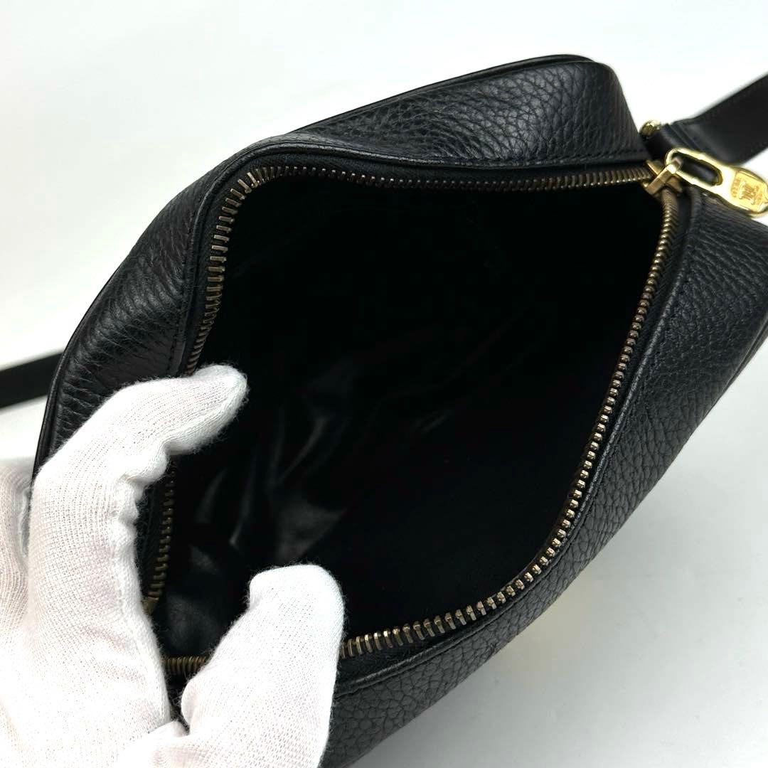 美品■セリーヌ ショルダーバッグ クロスボディ オールレザー ブラック オールド