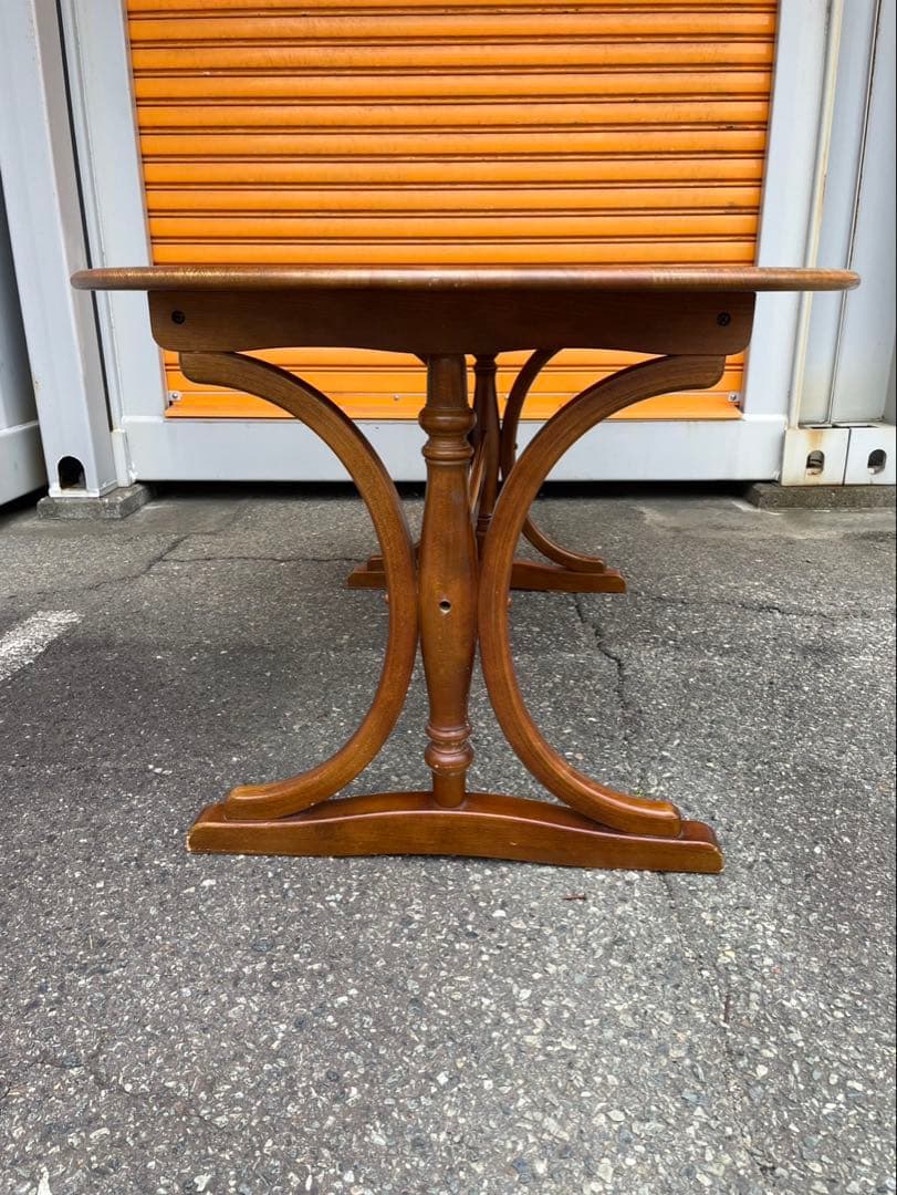 カリモク家具　ブラウン 木製 楕円形 ダイニングテーブル