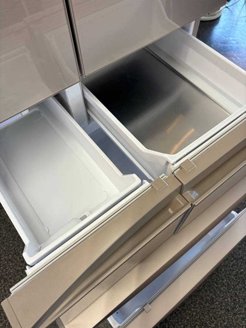 埼玉県 引取限定 中古品 2021年製 三菱 冷蔵庫 600l