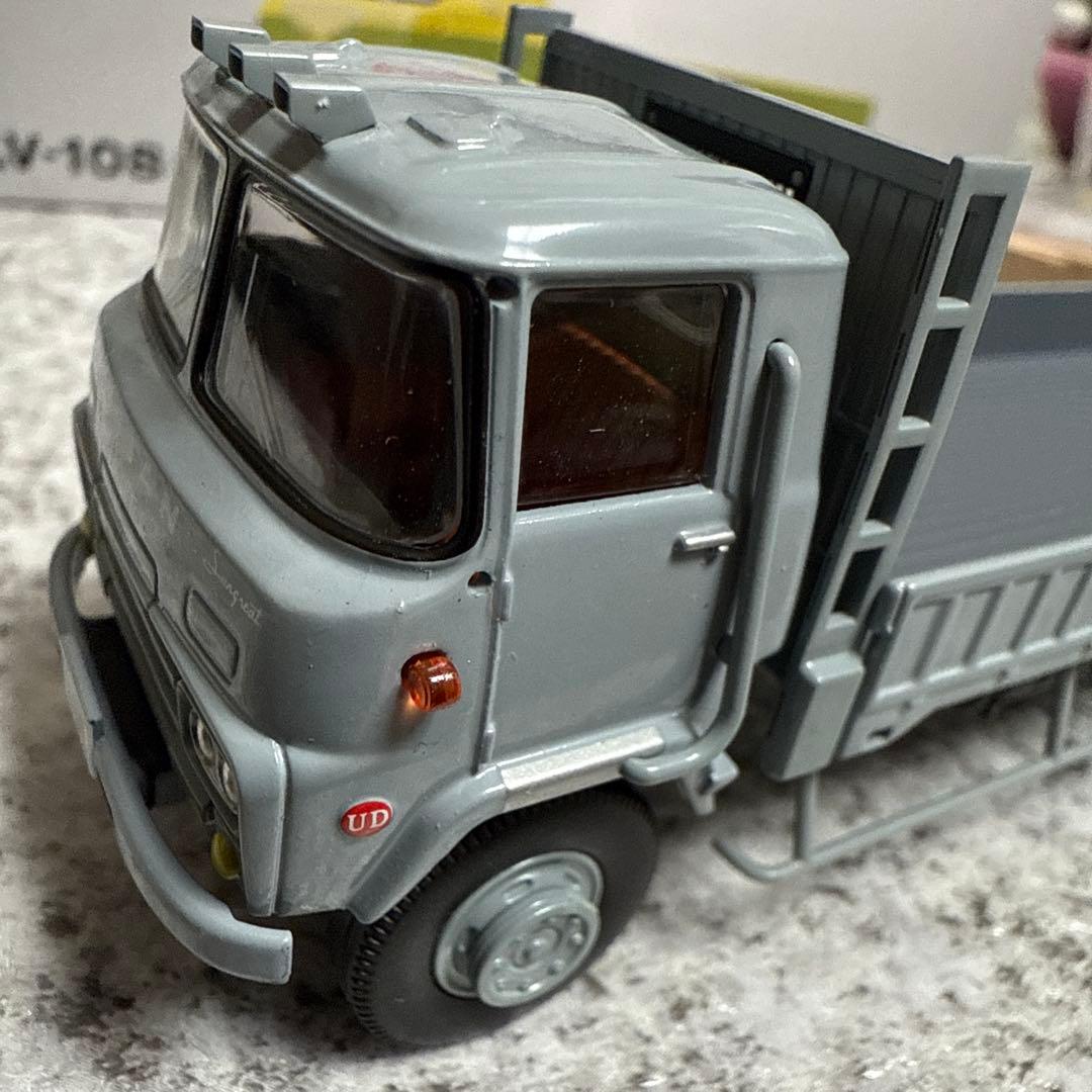 トミカリミテッドビンテージ日野アトラス＆ニッサンディーゼルサングレット