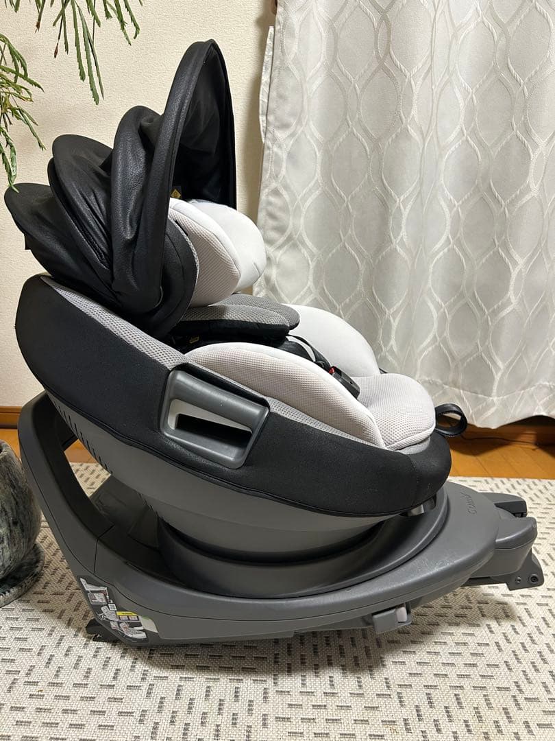 美品 コンビ THE S air ISOFIX エッグショック ZA-670