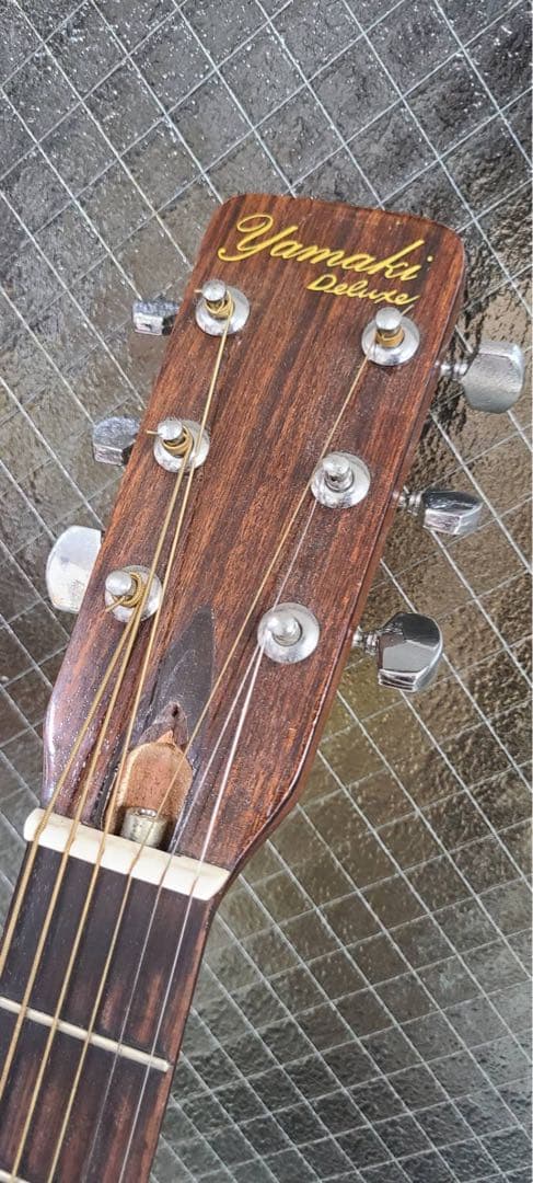 Yamaki Deluxe Folkアコースティックギター