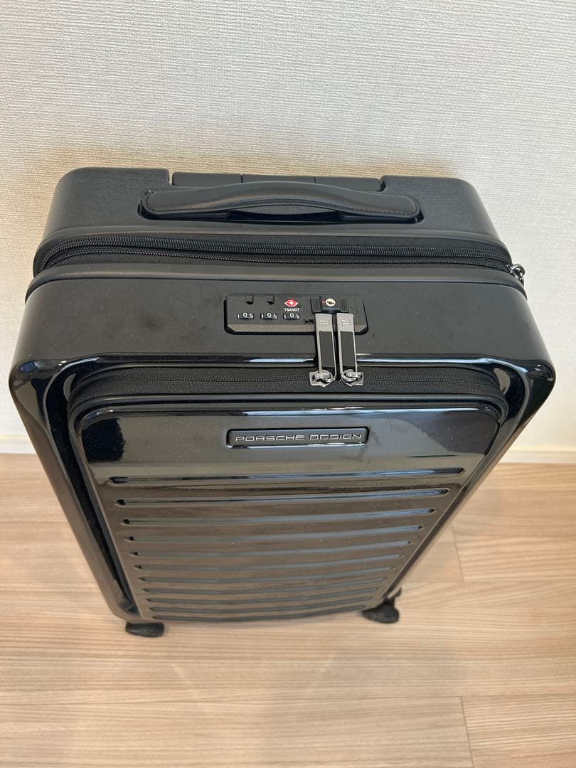9月6日7日限定価格 ポルシェスーツケース ブラック 新品未使用.確実