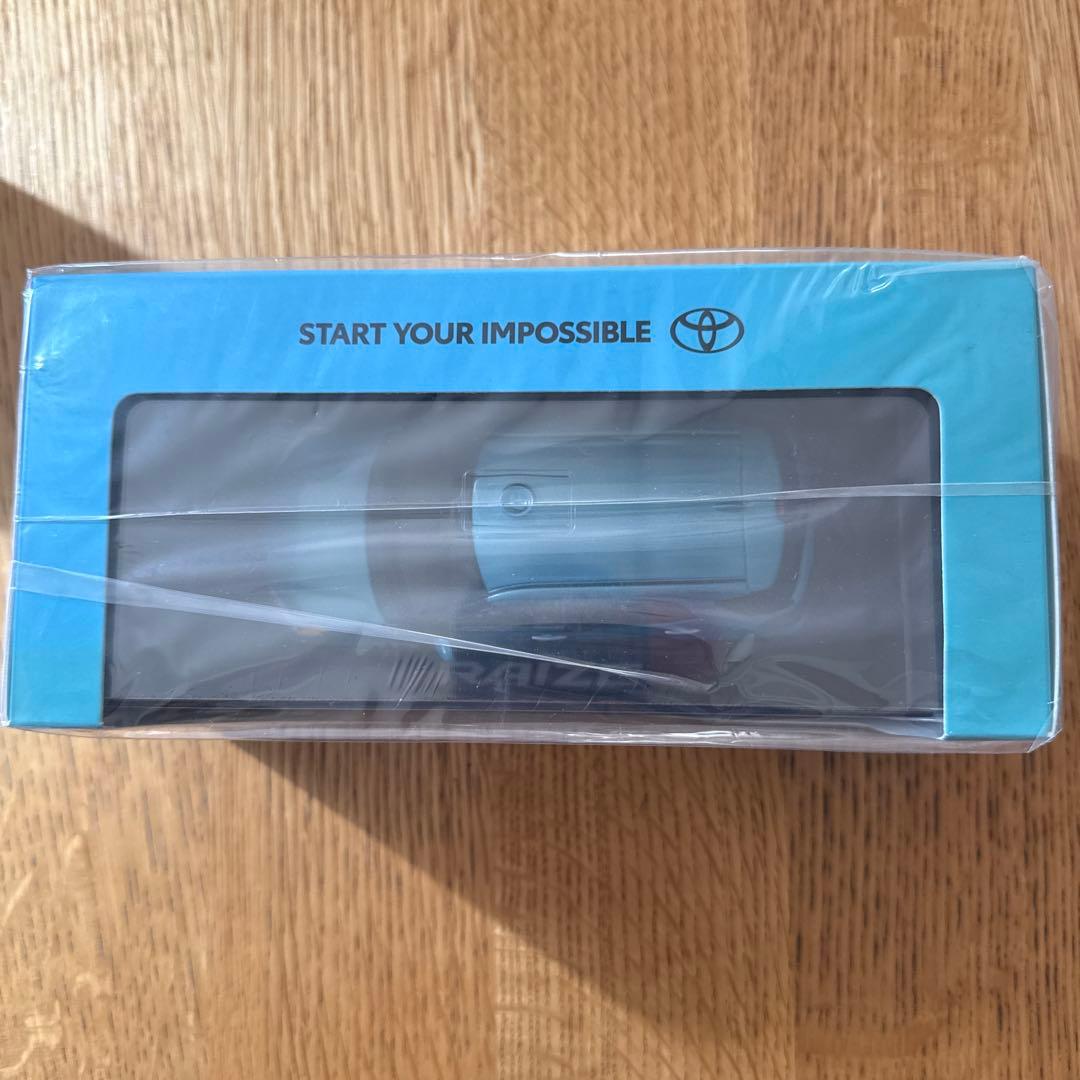 RAIZE トミカ 初回特別　ミニカー 水色 1/30 スケール ダイキャスト