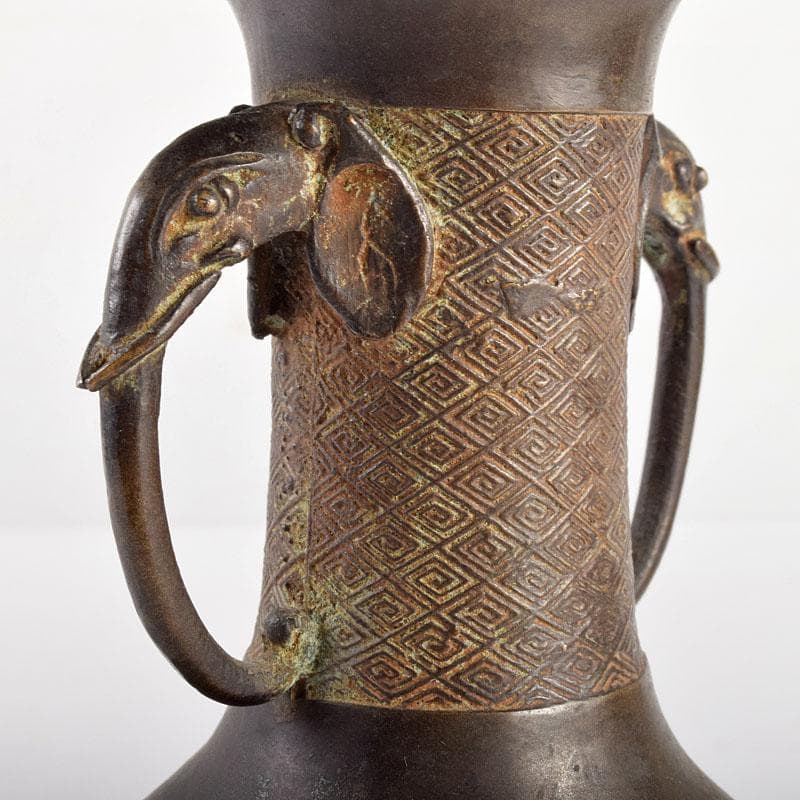 中国　大明宣徳年製款　古銅　雷文　象双耳瓶　D　R4949