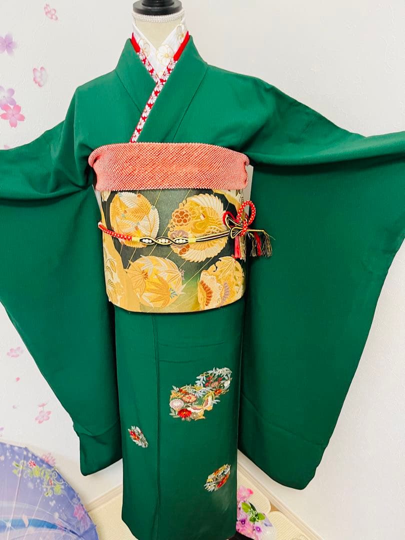 豪華振袖 フルセット総刺繍 スワトウ刺繍 花蝶丸文 金糸 振袖 着物