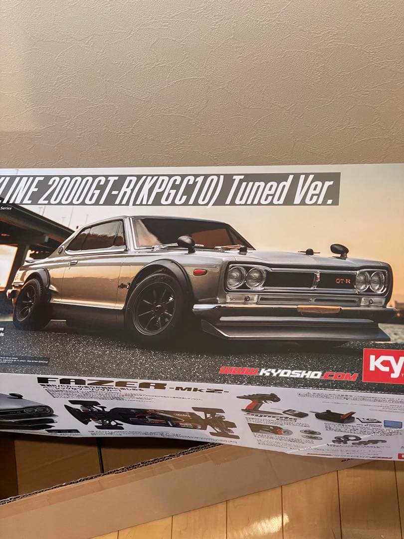 【新品未開封】京商Nissan Skyline 2000GT-R Tuned 新品未開封】京商Nissan Skyline 2000GT-R Tuned Kyosho 1/10 Nissan