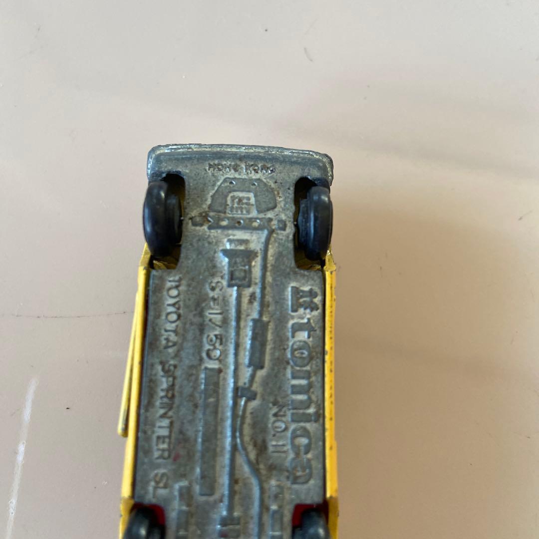 香港トミカ　トヨタ　スプリンター1200 SL　イエロー　香港製