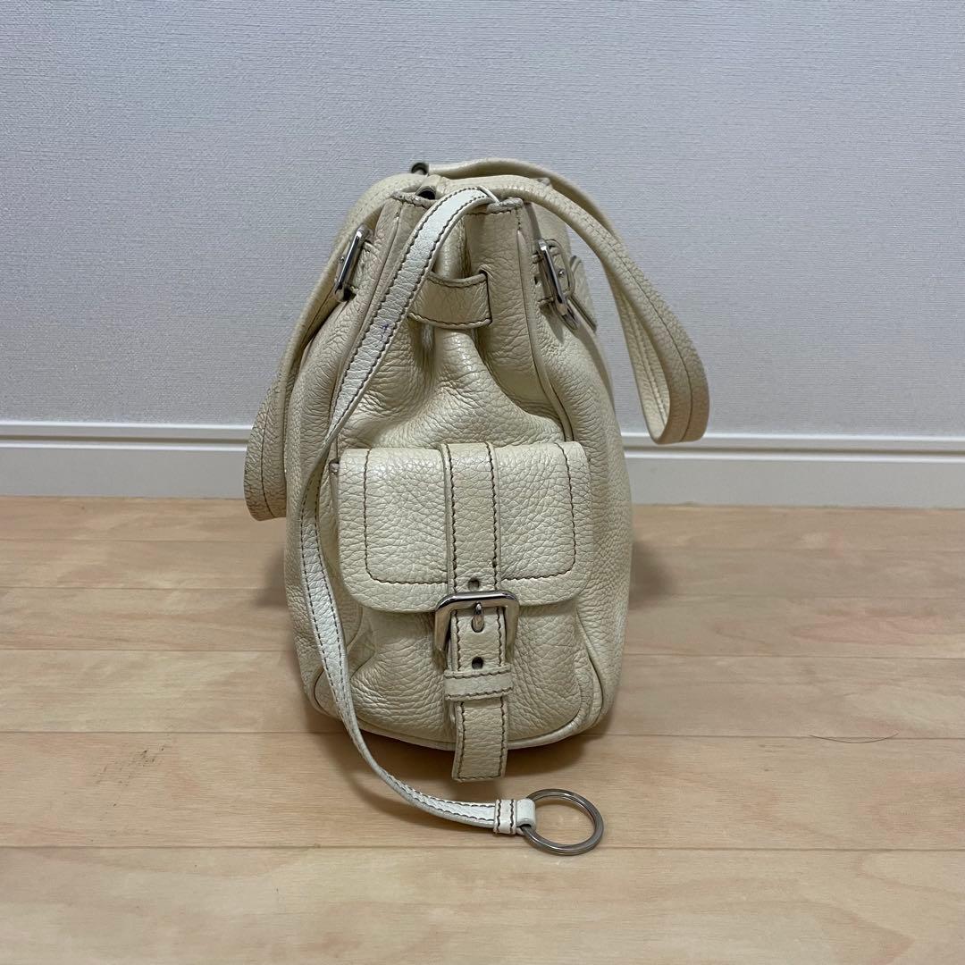 ■PRADA（プラダ）/良品 / レザー / ハンドバッグ / アイボリー
