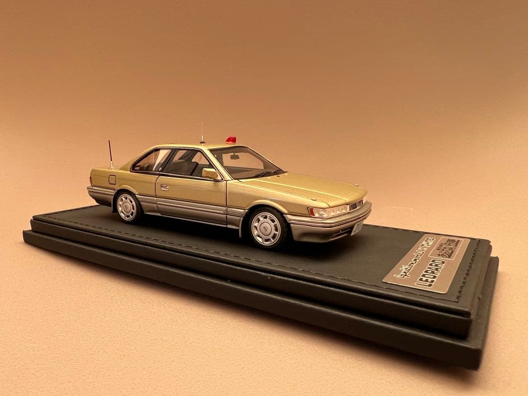 日産レパード アルティマ イグニションモデル✖️トミーテック1/43 あぶない刑事