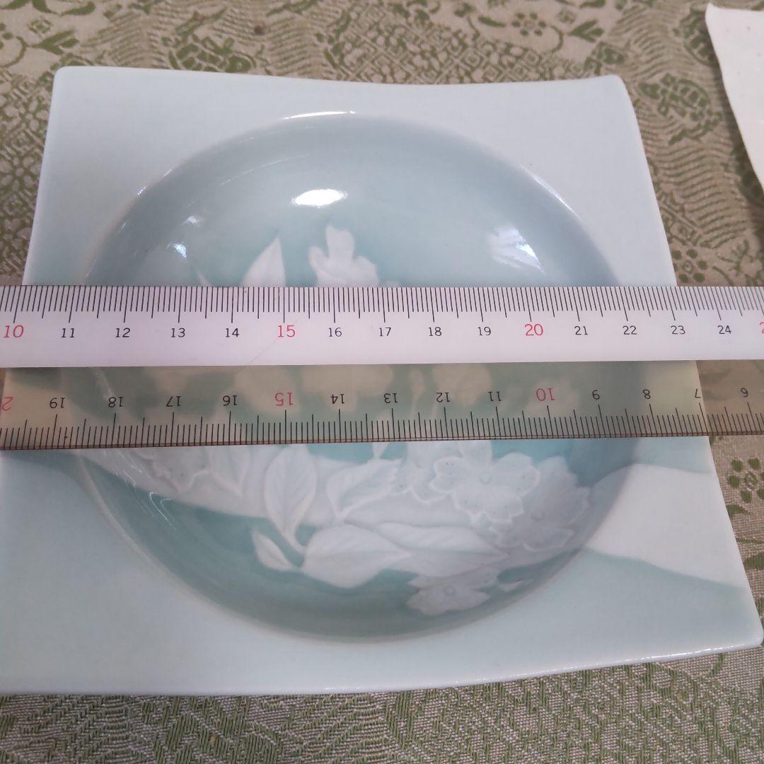 九谷焼小鉢五枚組 青白瓷桜文彫り四方 池島保雄作