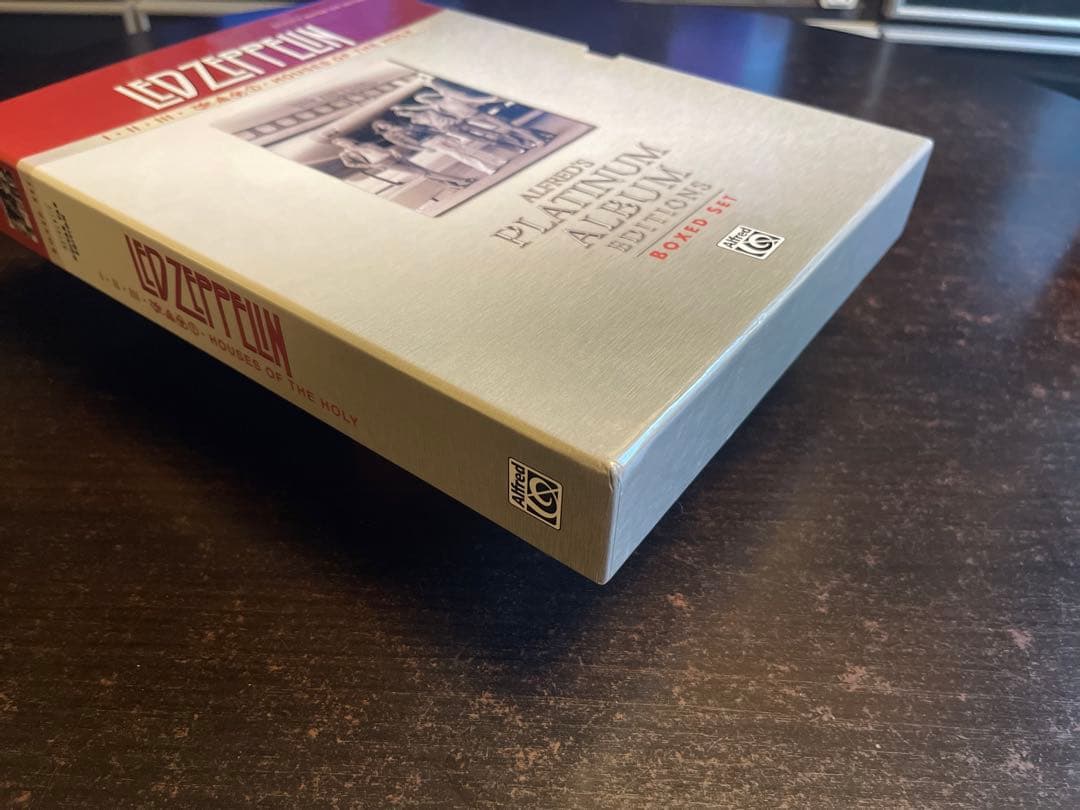 ギター LED ZEPPELIN Guitar TAB Box Set