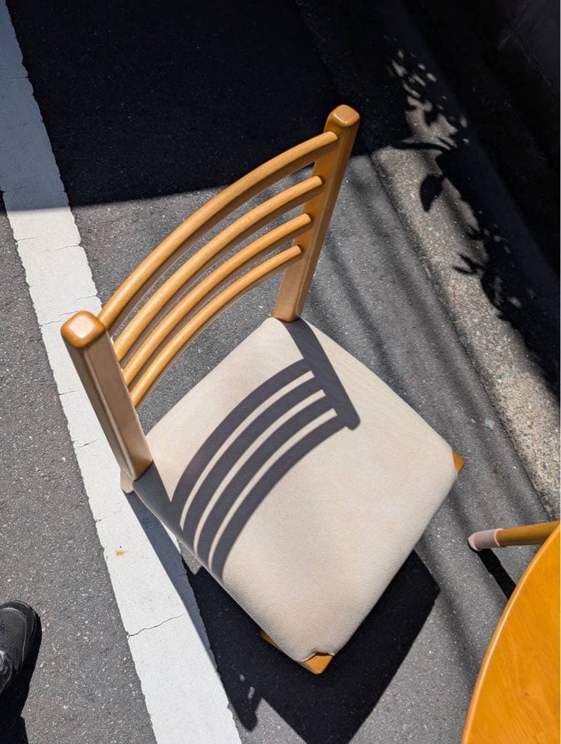 ＊東京都付近限定品＊変形型ダイニングテーブル4点セット　4人掛け