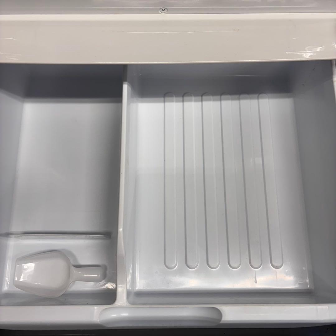 667 SHARP 大型冷蔵庫　どっちもドア　300L強　自動製氷　小型350L