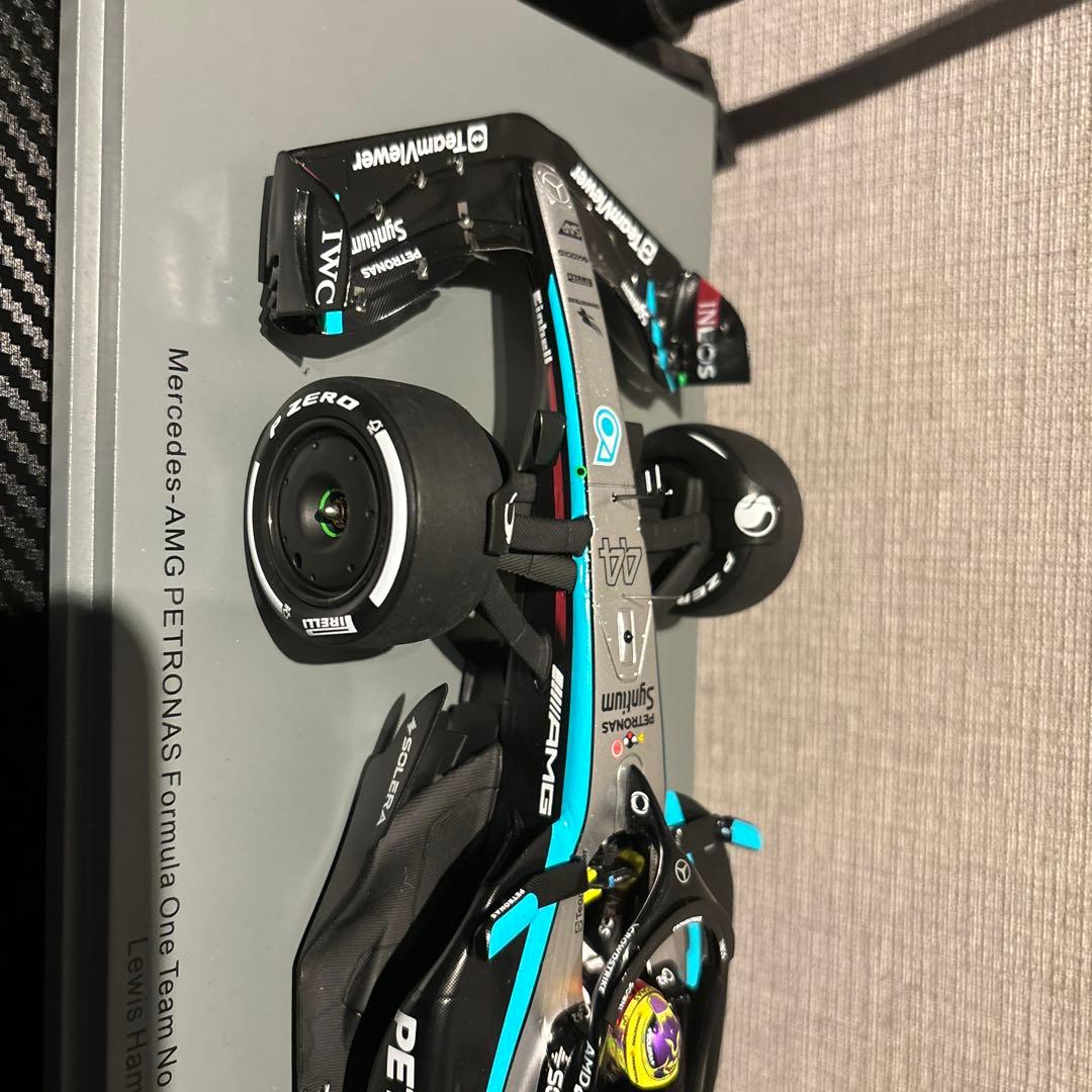 Spark 1/18 2024 F1 バーレーンGP #44 L.ハミルトン