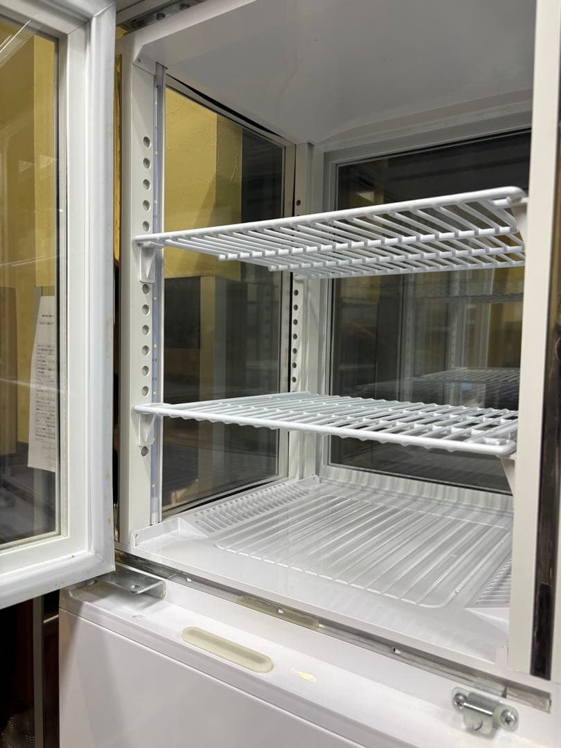 サンデン　冷蔵ショーケース