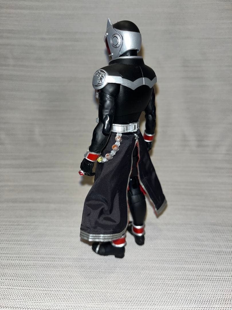 S.H.Figuarts（真骨彫製法）仮面ライダーウィザード フレイムスタイル