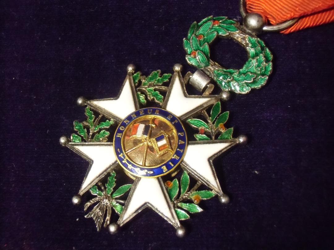 Ｆフランス軍＊ レジオンドヌール勲章＊シュバリエ/騎士級＊オーダー品（実物）