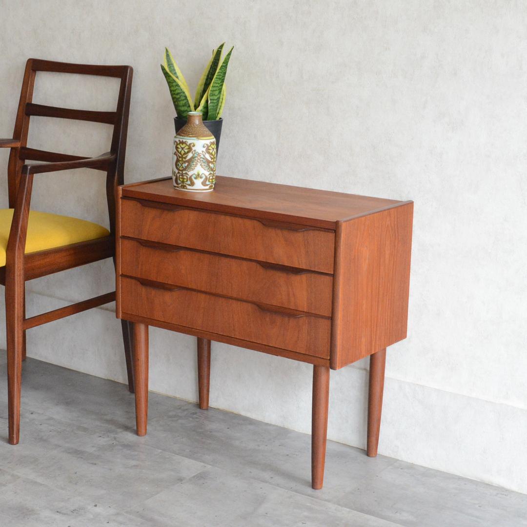 デンマーク 北欧ヴィンテージ チーク3段 スモールチェスト 北欧家具