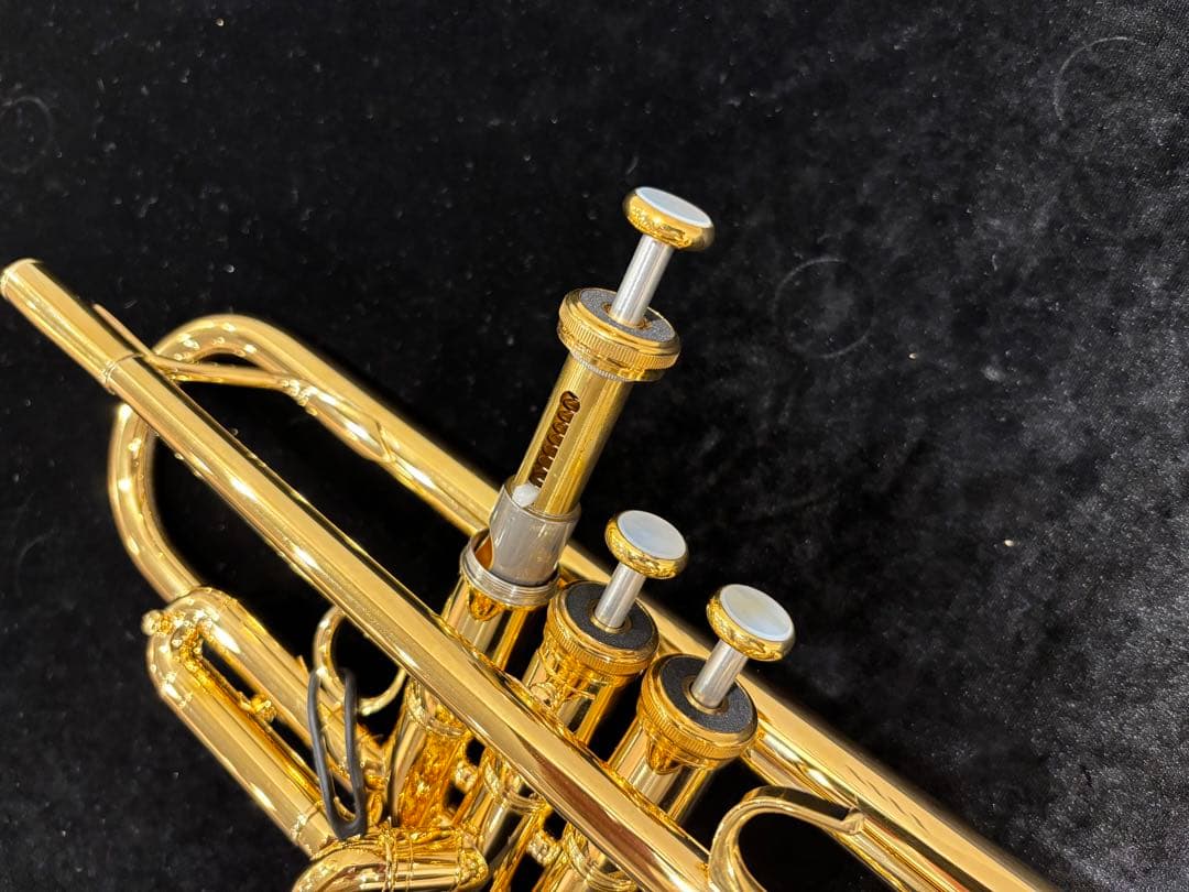 ヤマハ　YTR-8335GP