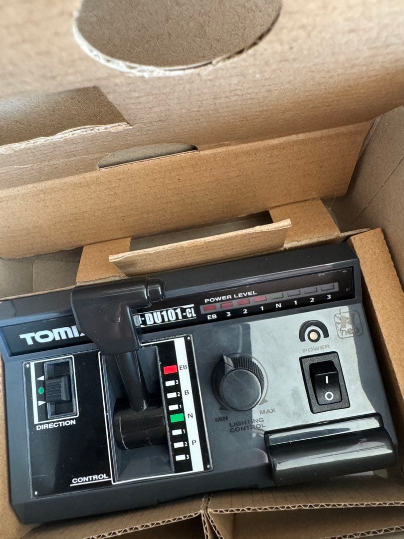 未使用　TOMIX 5577P-11 DU101-CL コントローラー