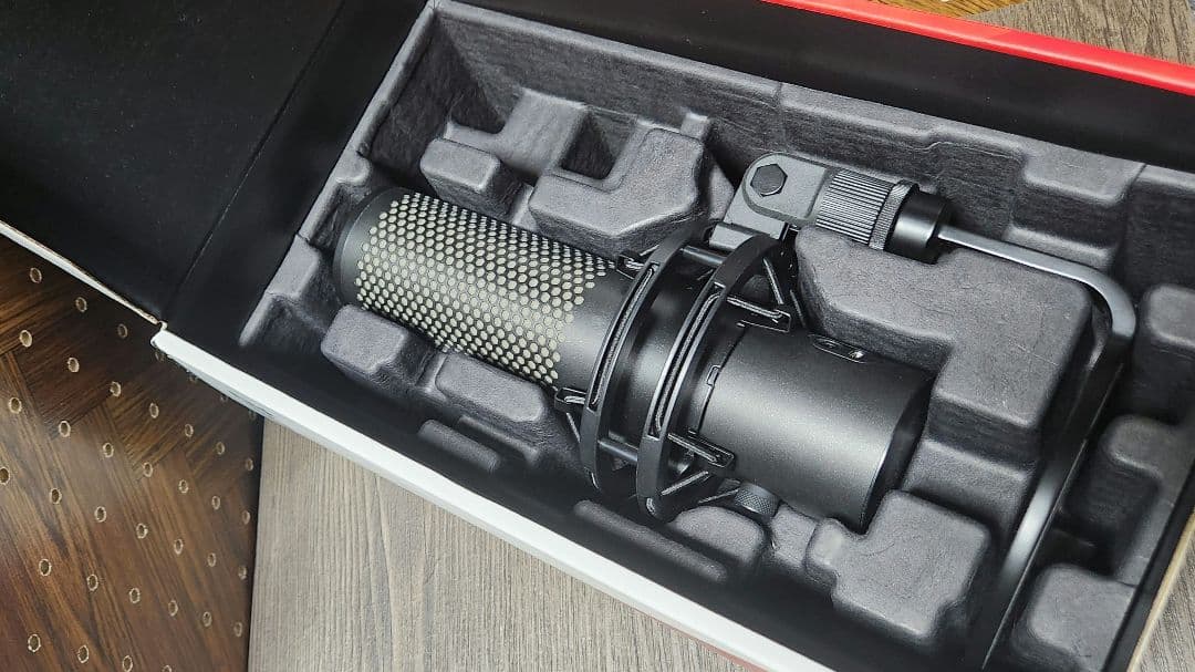 HyperX QuadCast 2 USBマイク