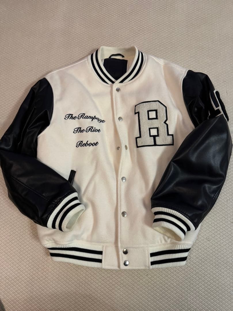 THE RAMPAGE REBOOTスタジャン Lサイズ