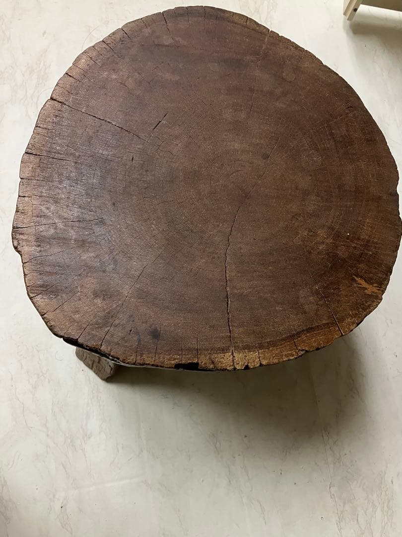 mOdern. 木製アフリカンスツール 3本脚×丸太