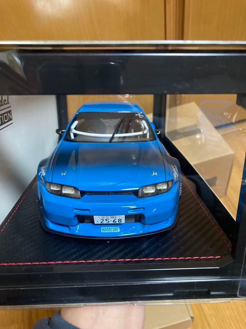 イグニッションモデル1/18スカイラインGT-R！R33パンデム！ロケットバニー