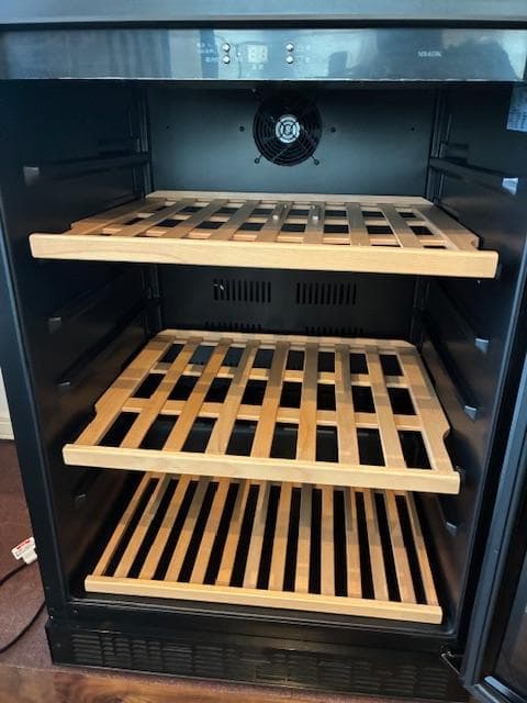 ワインセラー　三ツ星貿易　MB-6150C　2016年製　中古品