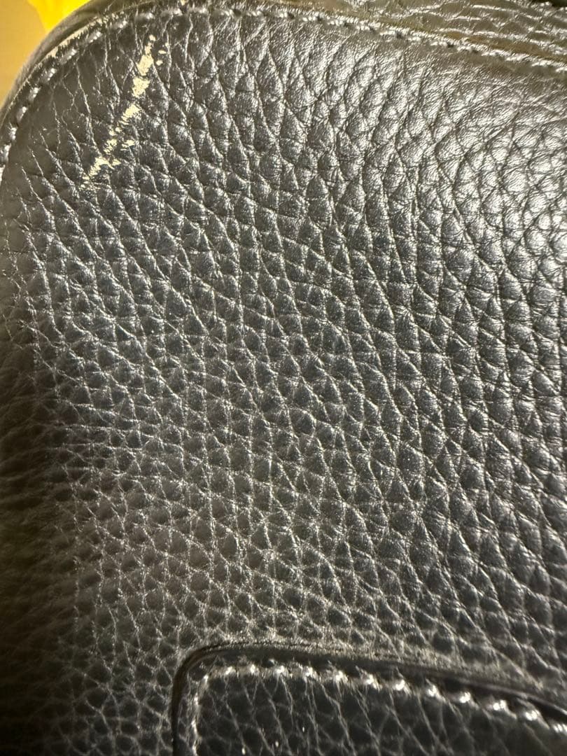 KM: LOEWE 黒 レザー ハンドバッグ