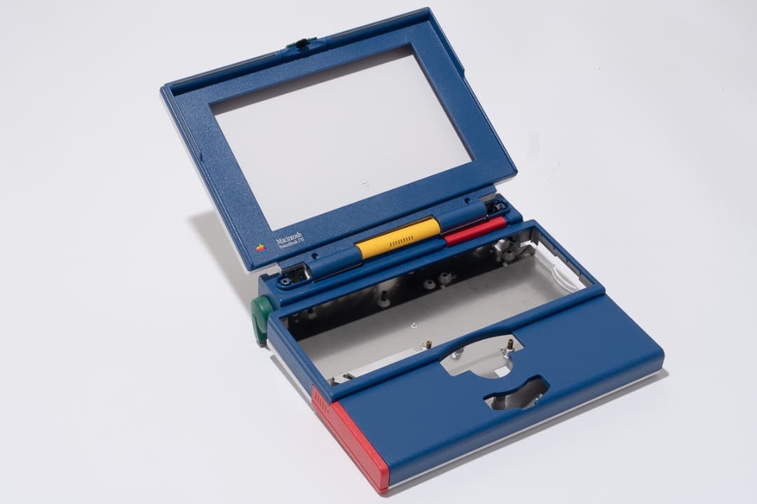 apple PowerBook170 JLPGA記念 ベネトン 未使用外装パーツ PowerBook170 JLPGA記念 通称ベネトンマック 美品 - メルカリ