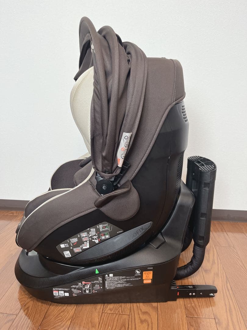 【極美品】エールベベ クルット3i グランス チャイルドシート BF851