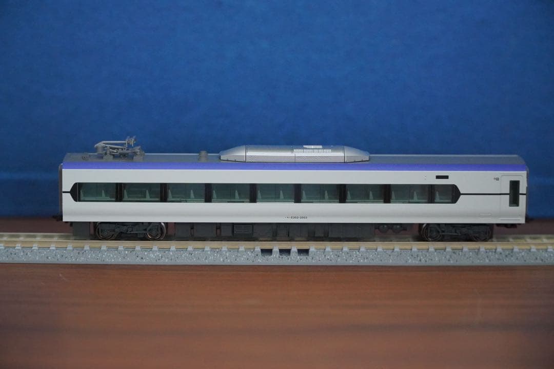 期間限定値下げ　KATO E353系 あずさ・かいじ 基本セット＋3両付属編成