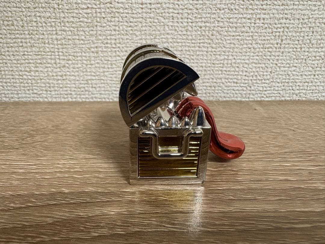 ドラゴンクエスト　メタリックモンスターズギャラリー　ひとくいばこ ミミック