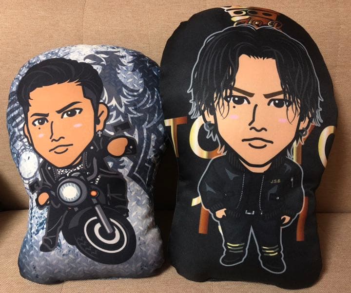 登坂広臣 クッション M109633713オンライン ストア