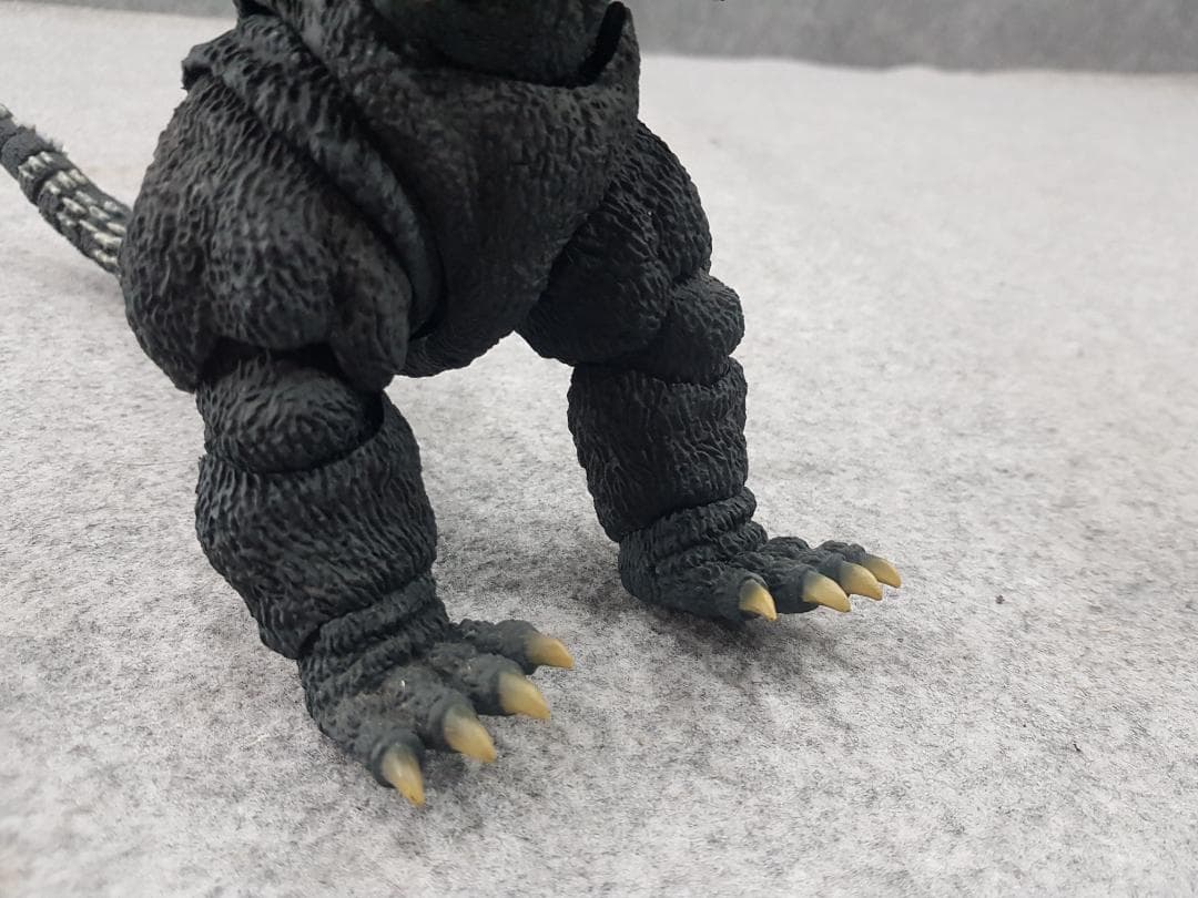 や*す様 ゴジラ フィギュア 可動式 TM & © TOHO 2016 ジャンク