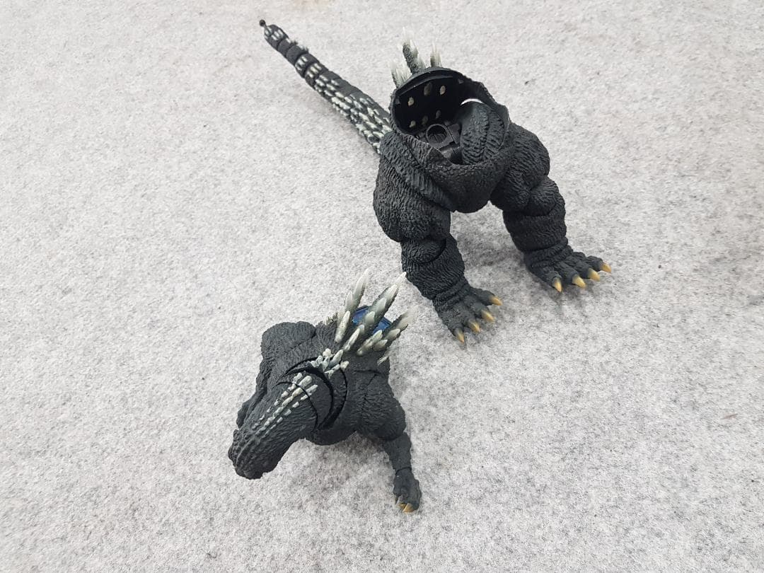 や*す様 ゴジラ フィギュア 可動式 TM & © TOHO 2016 ジャンク