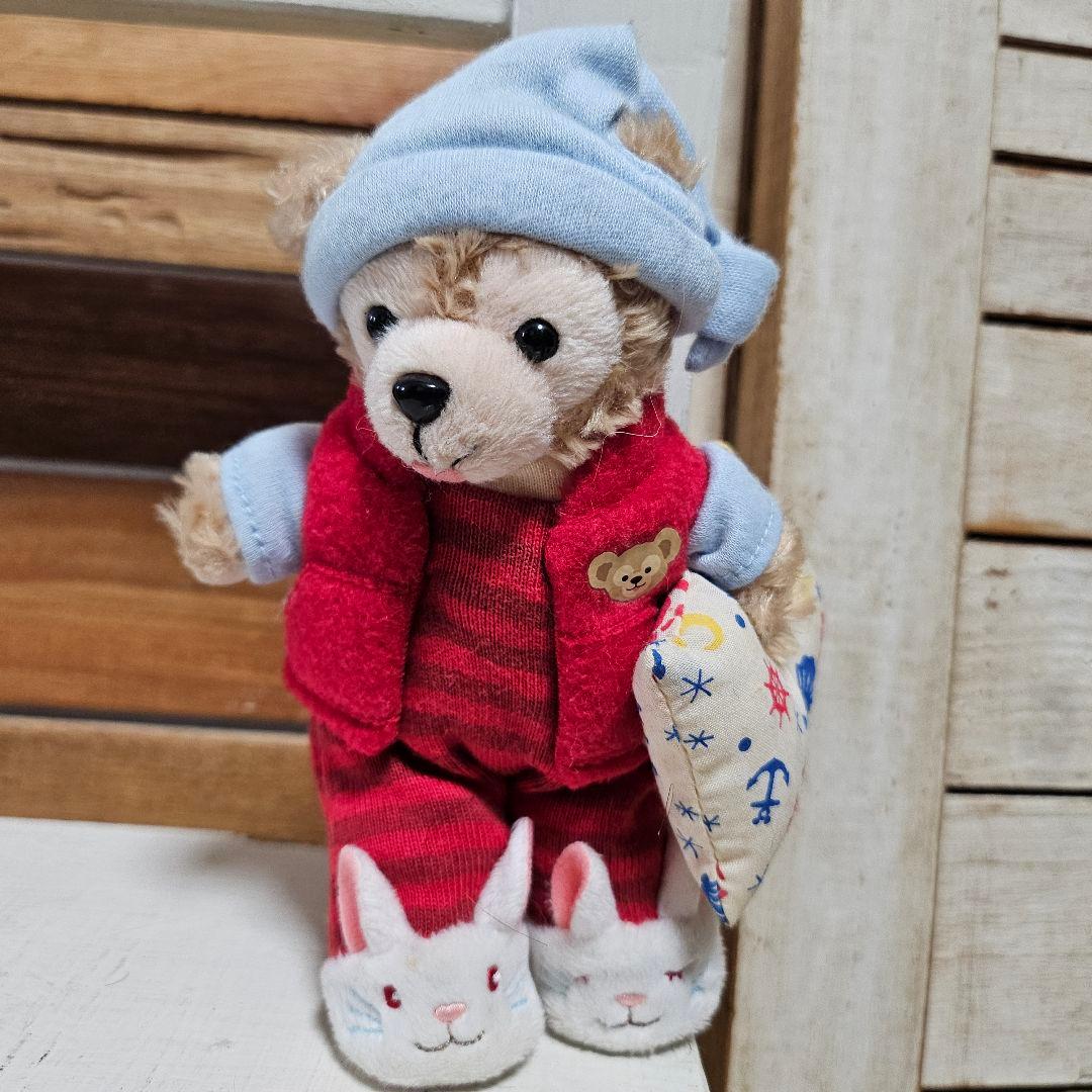 ディズニー おやすみ パジャマ ダッフィー ぬいぐるみバッジ TDS 希少