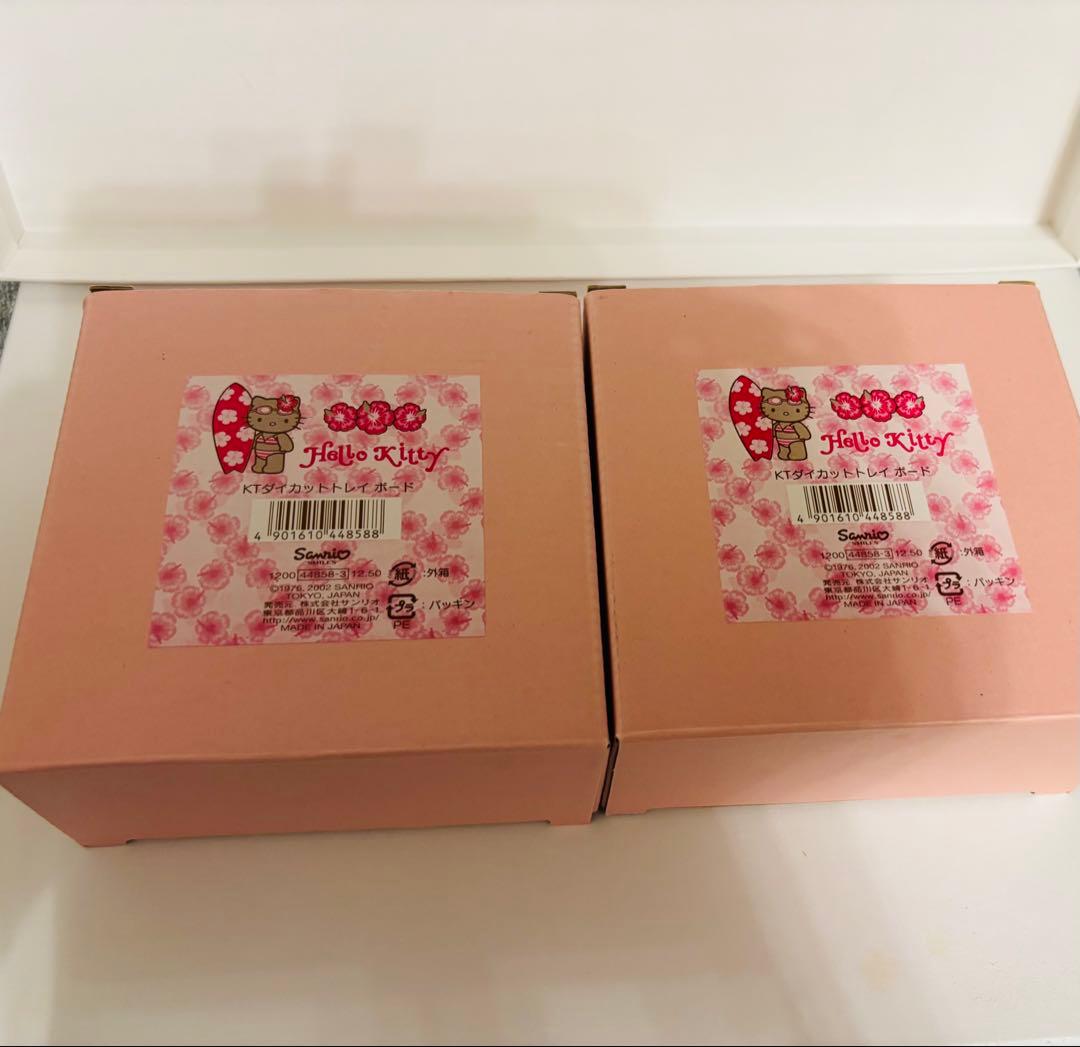 サンリオ ハローキティVIVITXGIRLS ダイカットレイ2キャニスター2