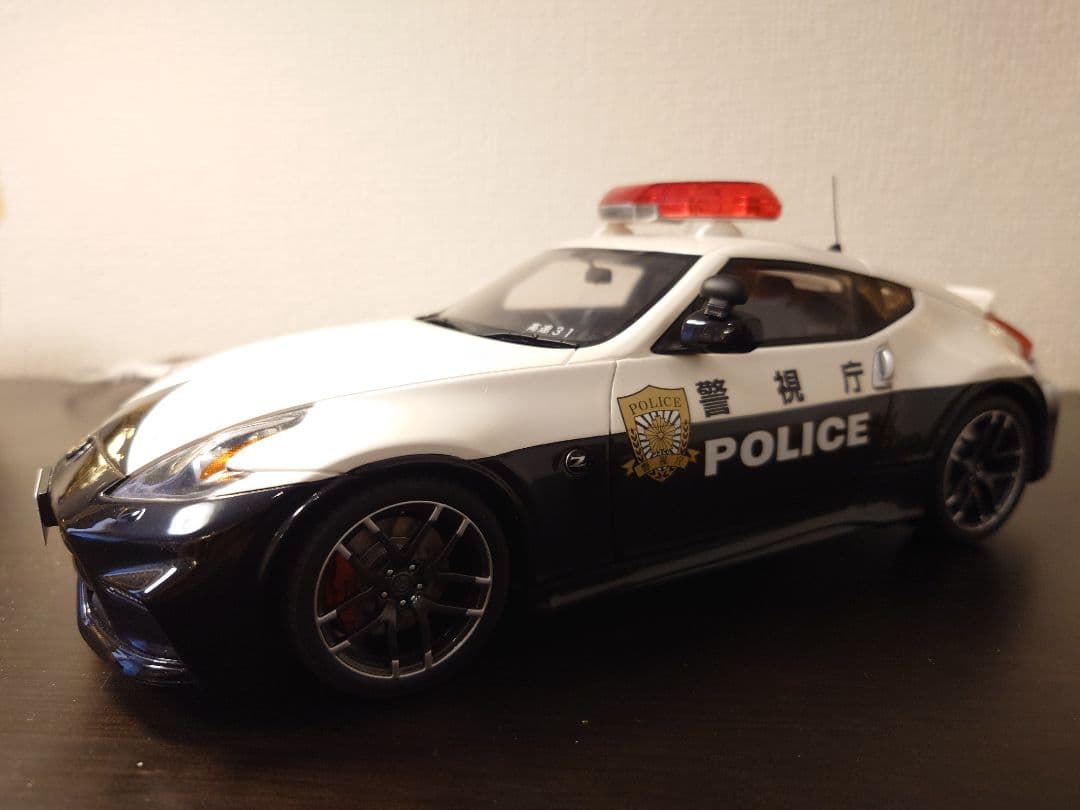 1/18 フェアレディ Z NISMO (Z34) パトカー RAI'S