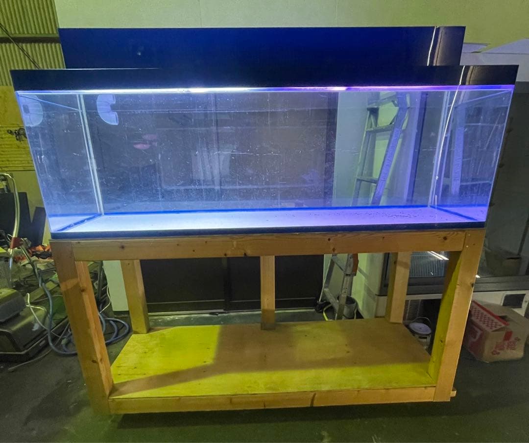 アクリル水槽1800×750×600