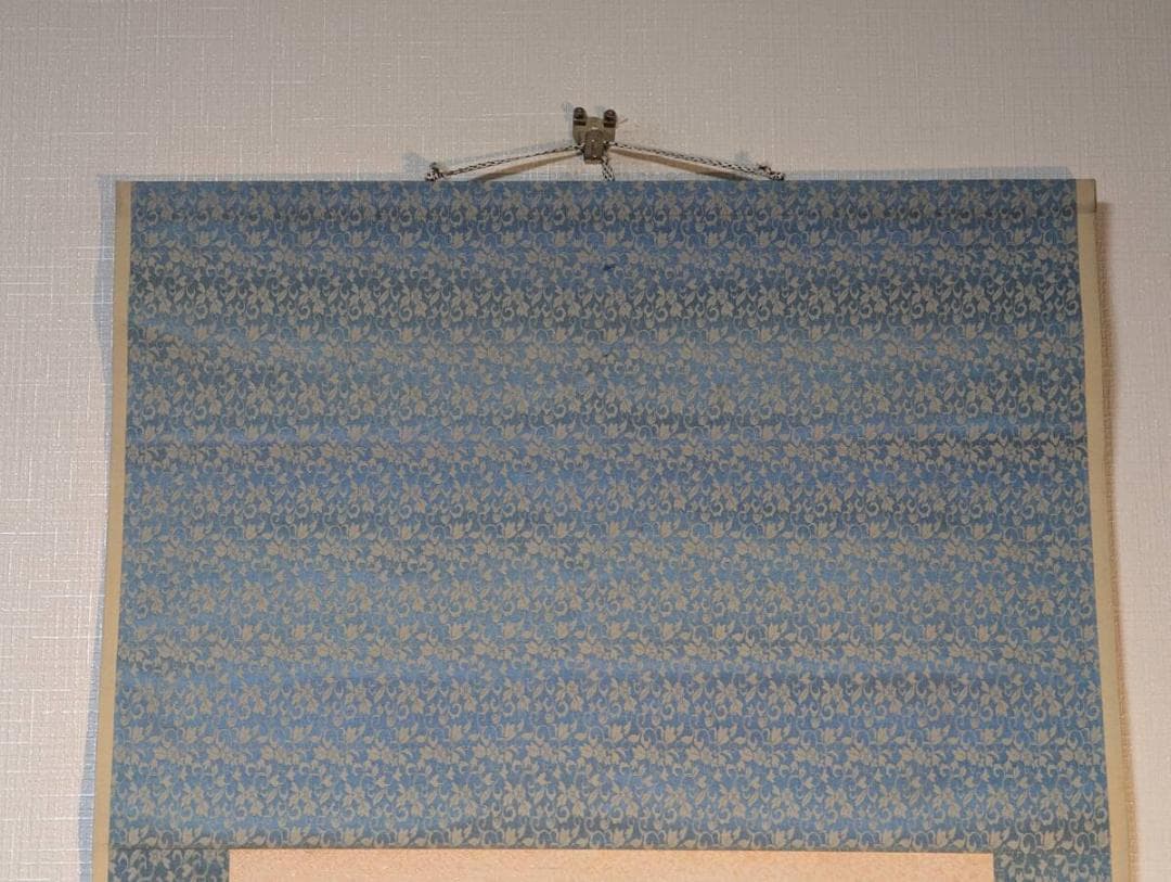 【真作】掛軸　達磨図　凛々しい眼差しの禅画　墨彩で描く静寂の境地　合箱入　T18